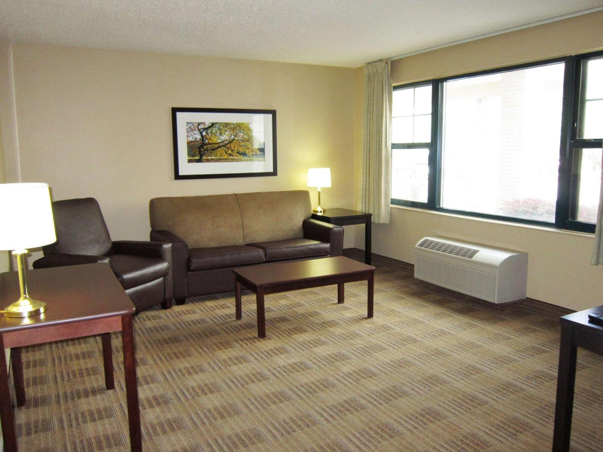 Extended Stay America Suites - Raleigh - Midtown Ngoại thất bức ảnh