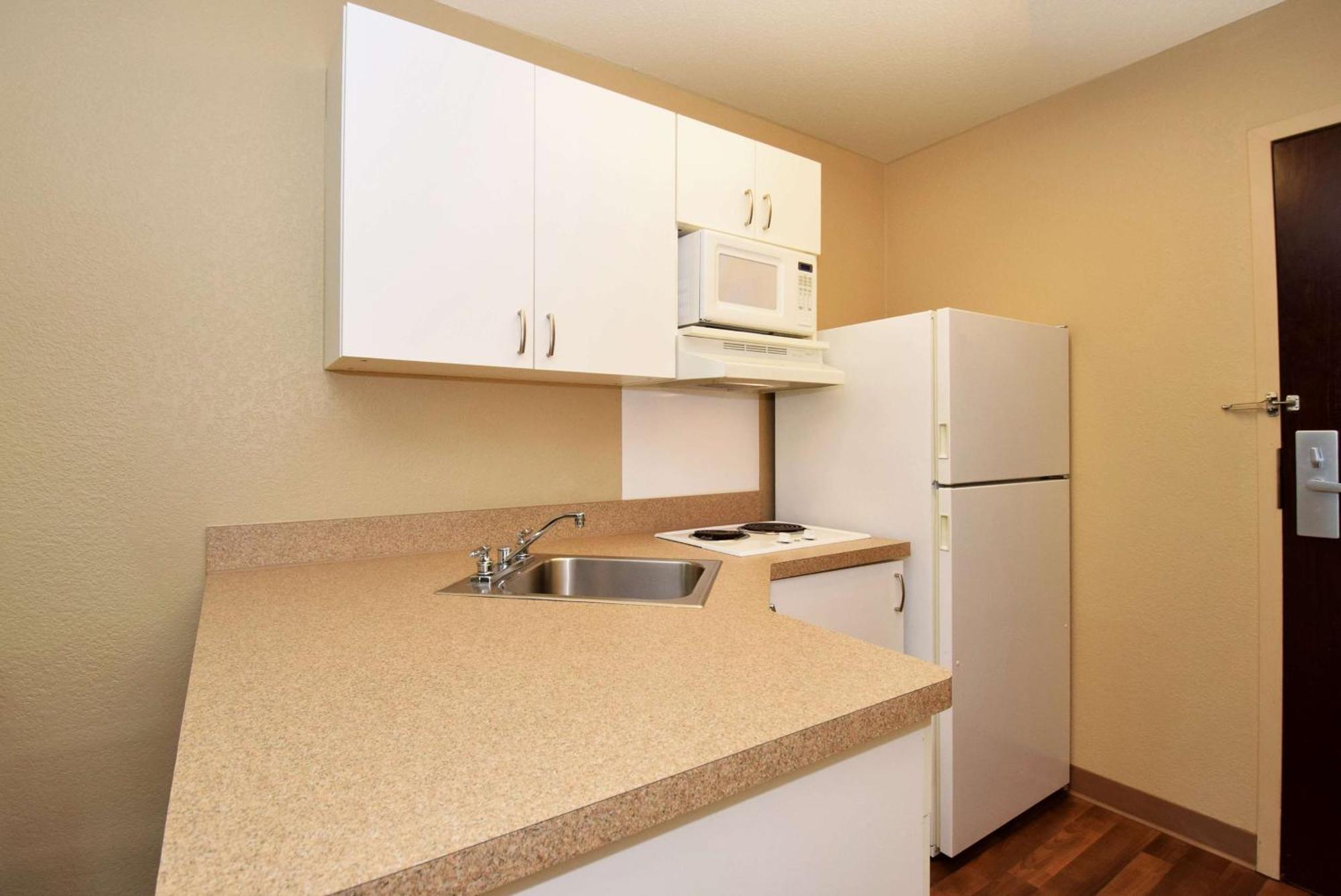 Extended Stay America Suites - Raleigh - Midtown Ngoại thất bức ảnh